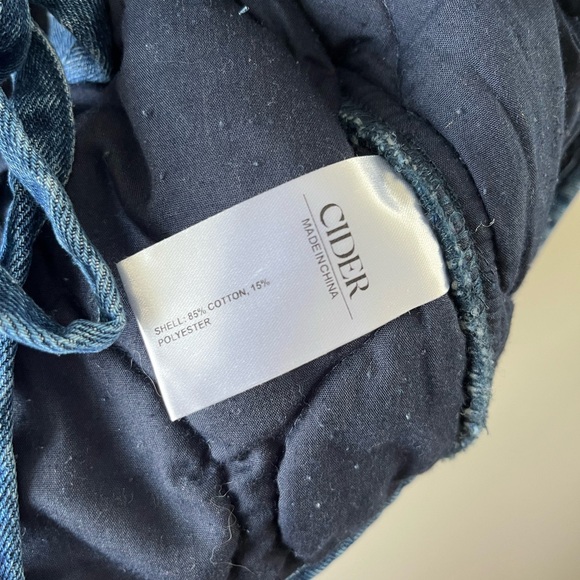 CIDER Quilted Blue Denim Tie Front Vest Women’s Medium Cropped Boxy Fit -western - Picture 6 of 7